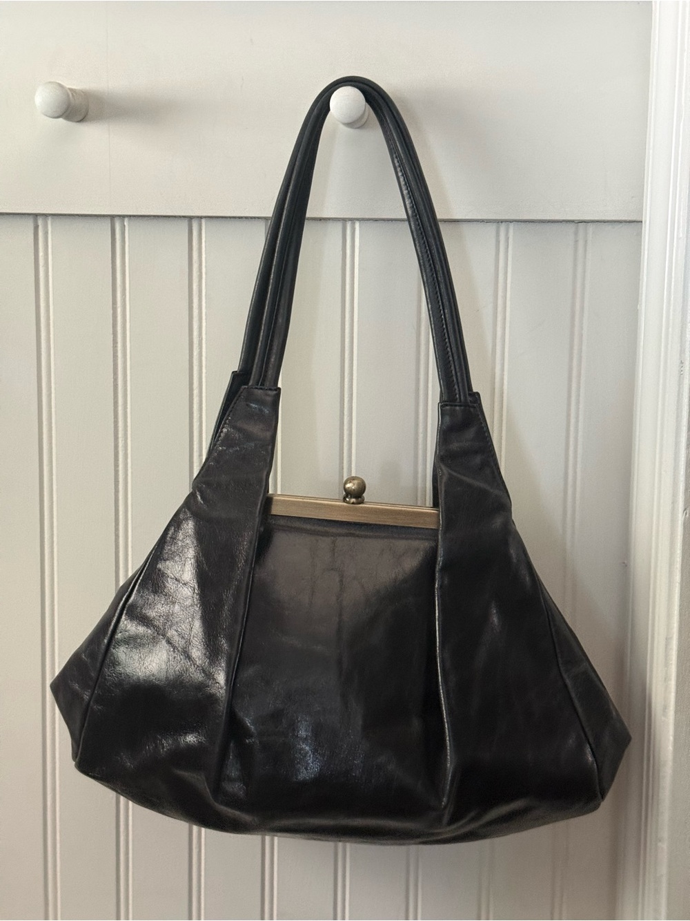 Vintage hobo international leather purse